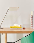 Lampe Hay Apex à étau.