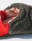 chaussons rouge et polaire charbon