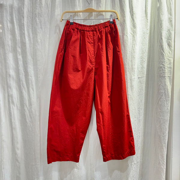 Pantalon rouge a punto b 
