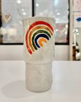 Vase en céramique dessin arc en ciel