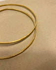 Jonc martelé en or 18k