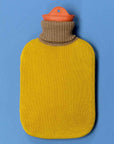 Bouillotte avec housse tricotée