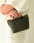 Pochette en nylon - Olive