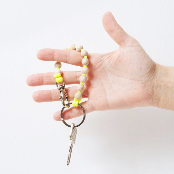 Porte clé en bois naturel Ina Seifart