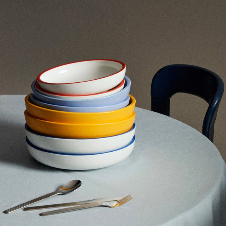 Bols de service Sobremesa de Hay, réalisés en grès. Plusieurs couleurs et tailles disponibles