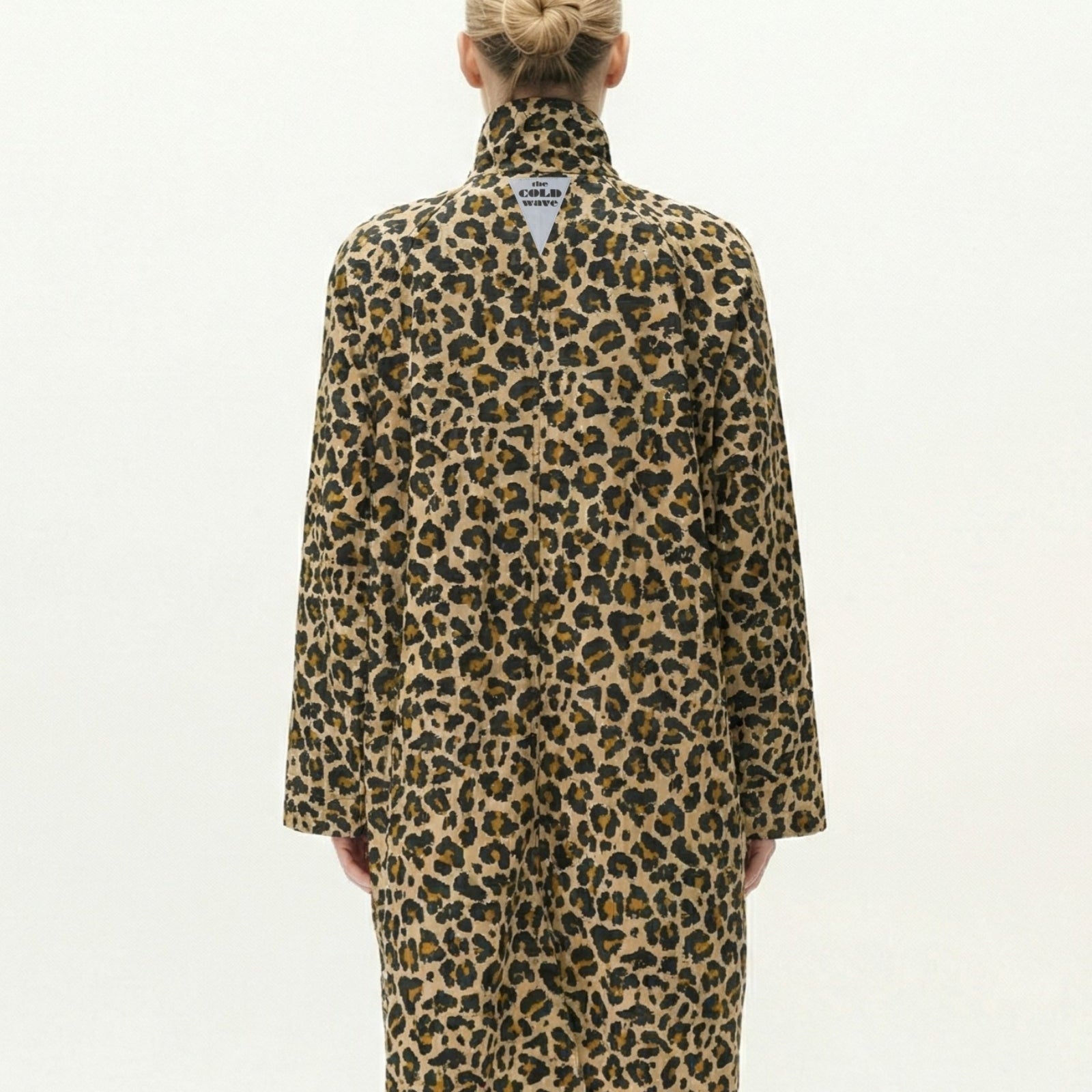 mannequin de dos avec coupe vent the cold wave