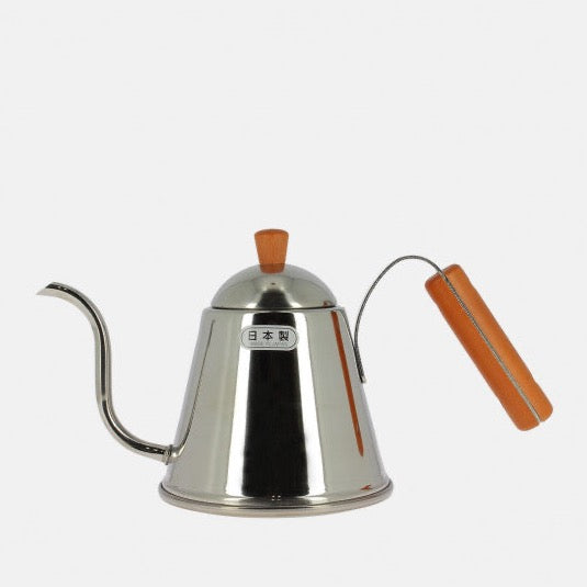 Bouilloire japonaise en inox avec une contenance 1 litre.