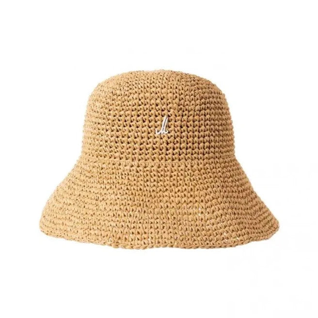 Chapeau en papier crocheté 