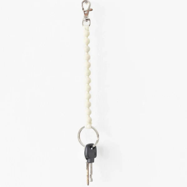 Petit porte-clés en perles - bois peint