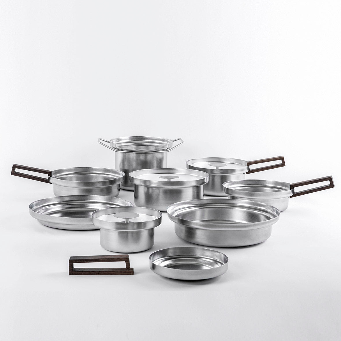 Casseroles Kn Industrie en acier brossé, fabriqué en Italie
