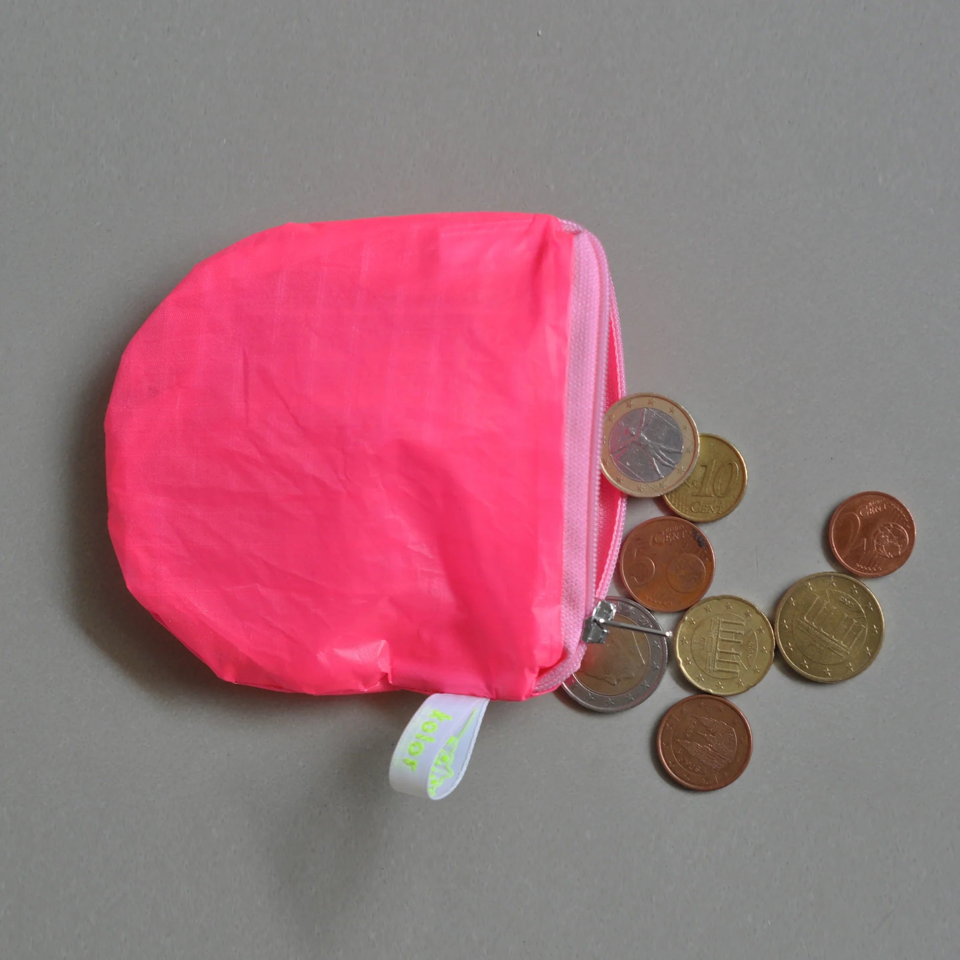 Pochette efffet papier de couleur rose marque Kolor