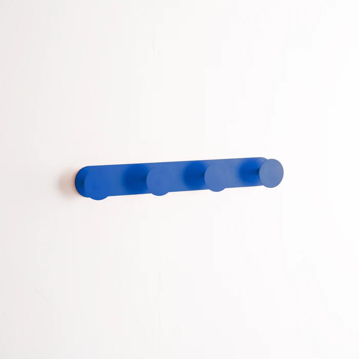 Porte manteau mural bleu