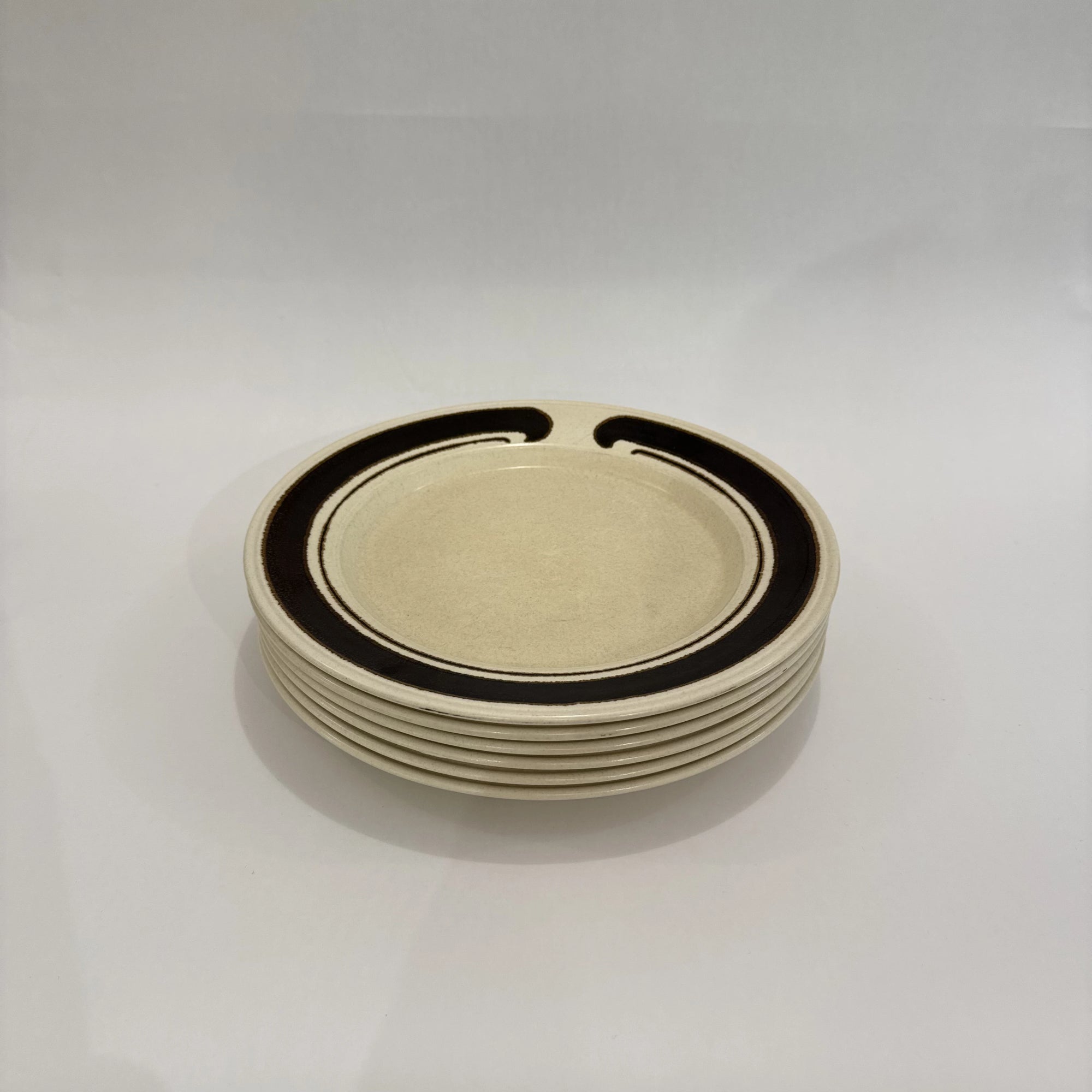 Lot de six assiettes anciennes