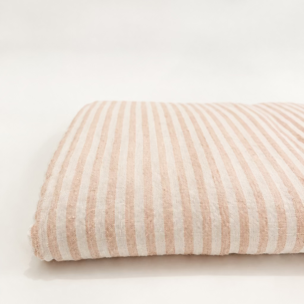 Nappe en lin rayée rose pâle