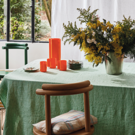 Nappe verte à rayures