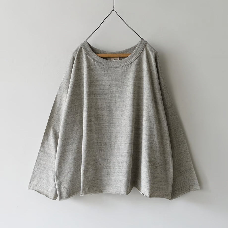 T shirt gris chiné sur ceintre