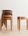 Tabouret en bois massif fabriqué au Japon