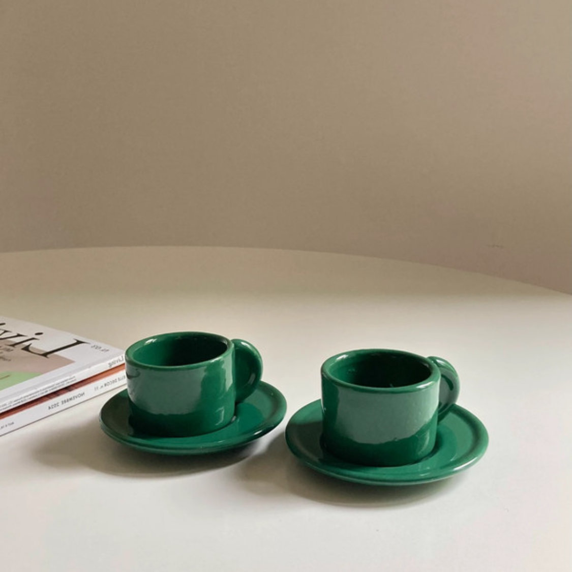 Lot de 2 tasses colorées