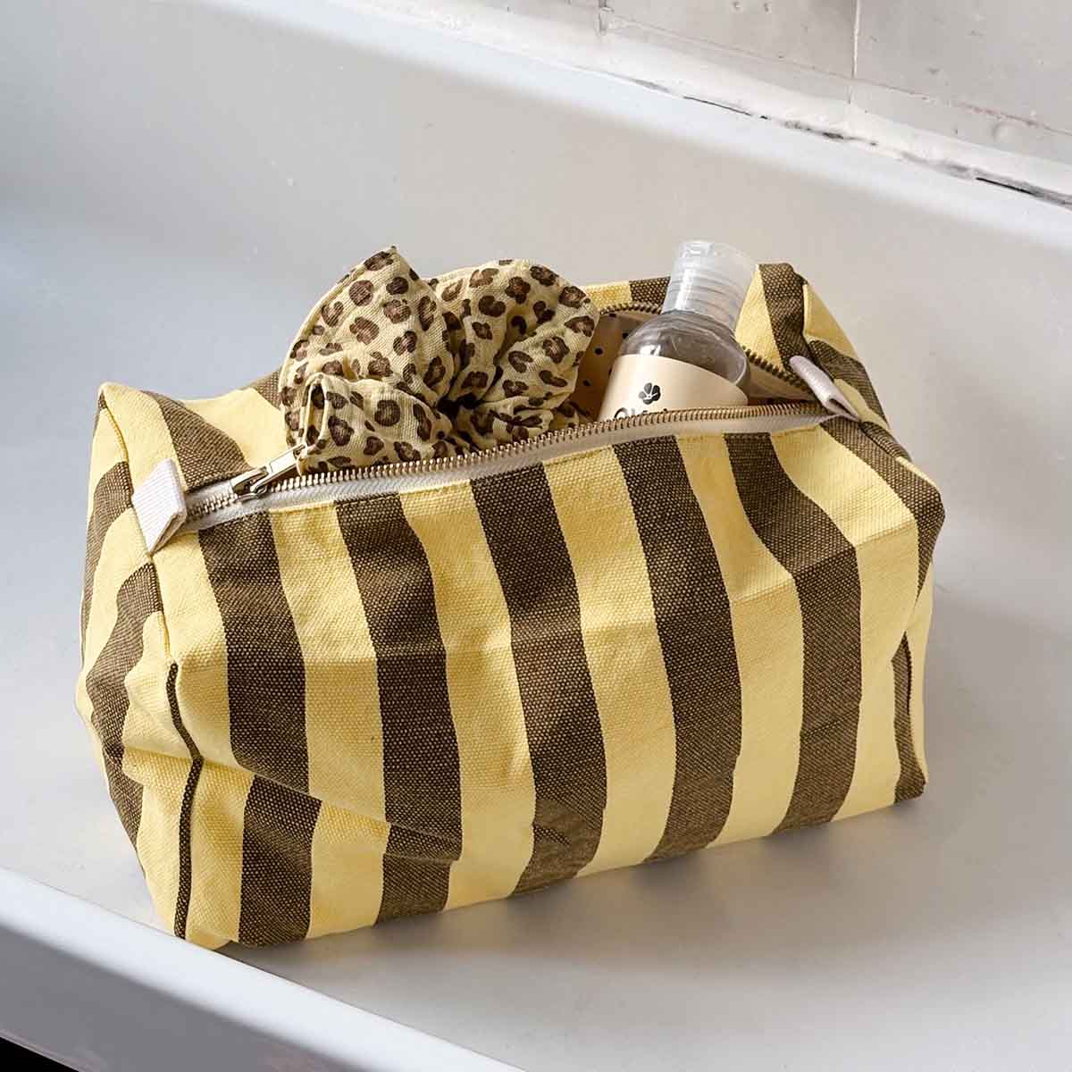 Trousse de toilette citron