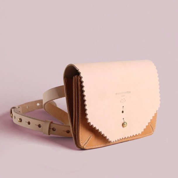 Sac bandoulière accordéon en cuir - Nude / Cognac