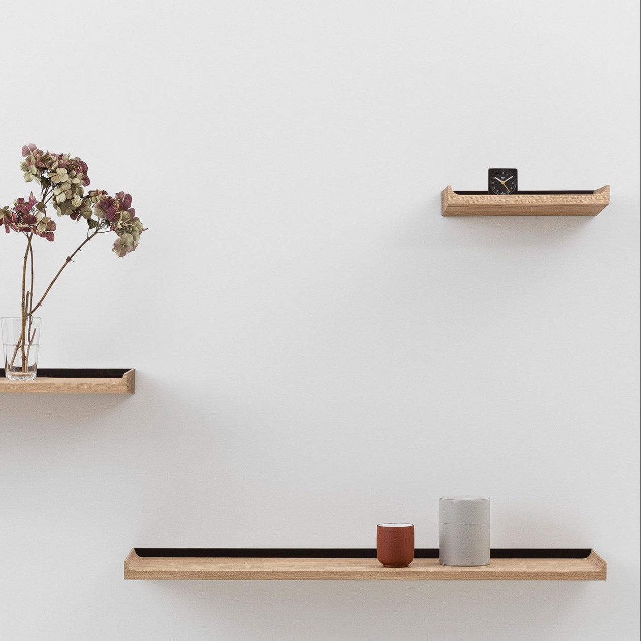 Etagère murale en bois