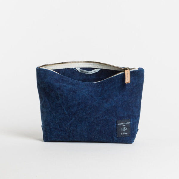 Trousse de toilette en denim