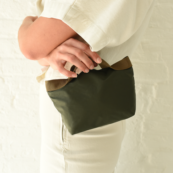 Pochette en nylon S - Olive