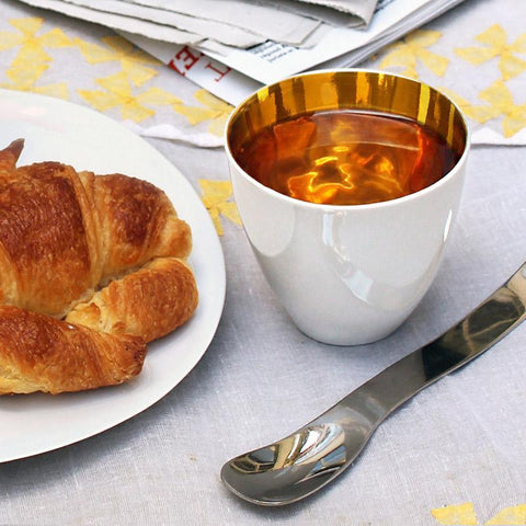 Tasse Assoiffée Intérieur Or